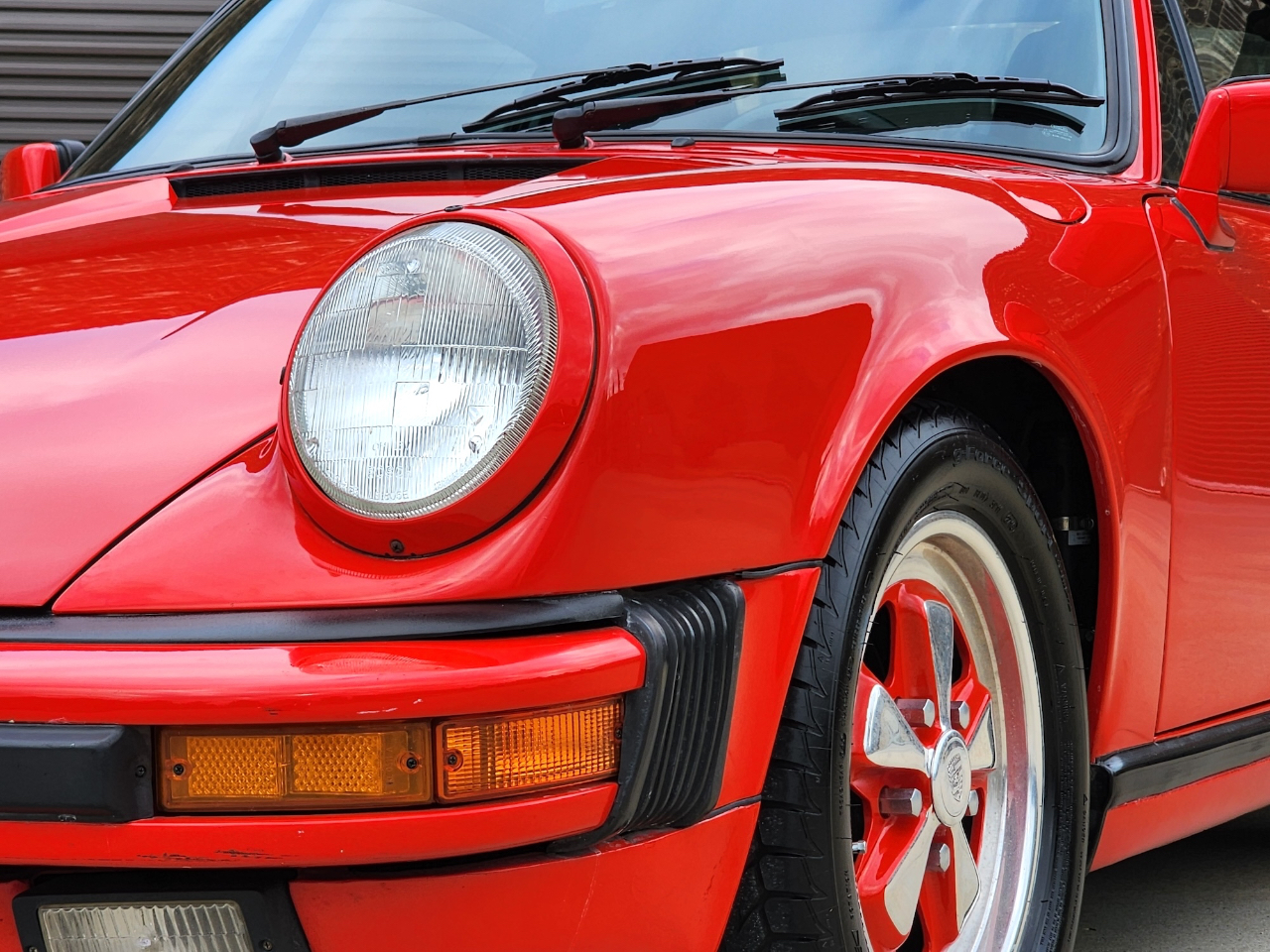 Porsche 911 Carrera  1987