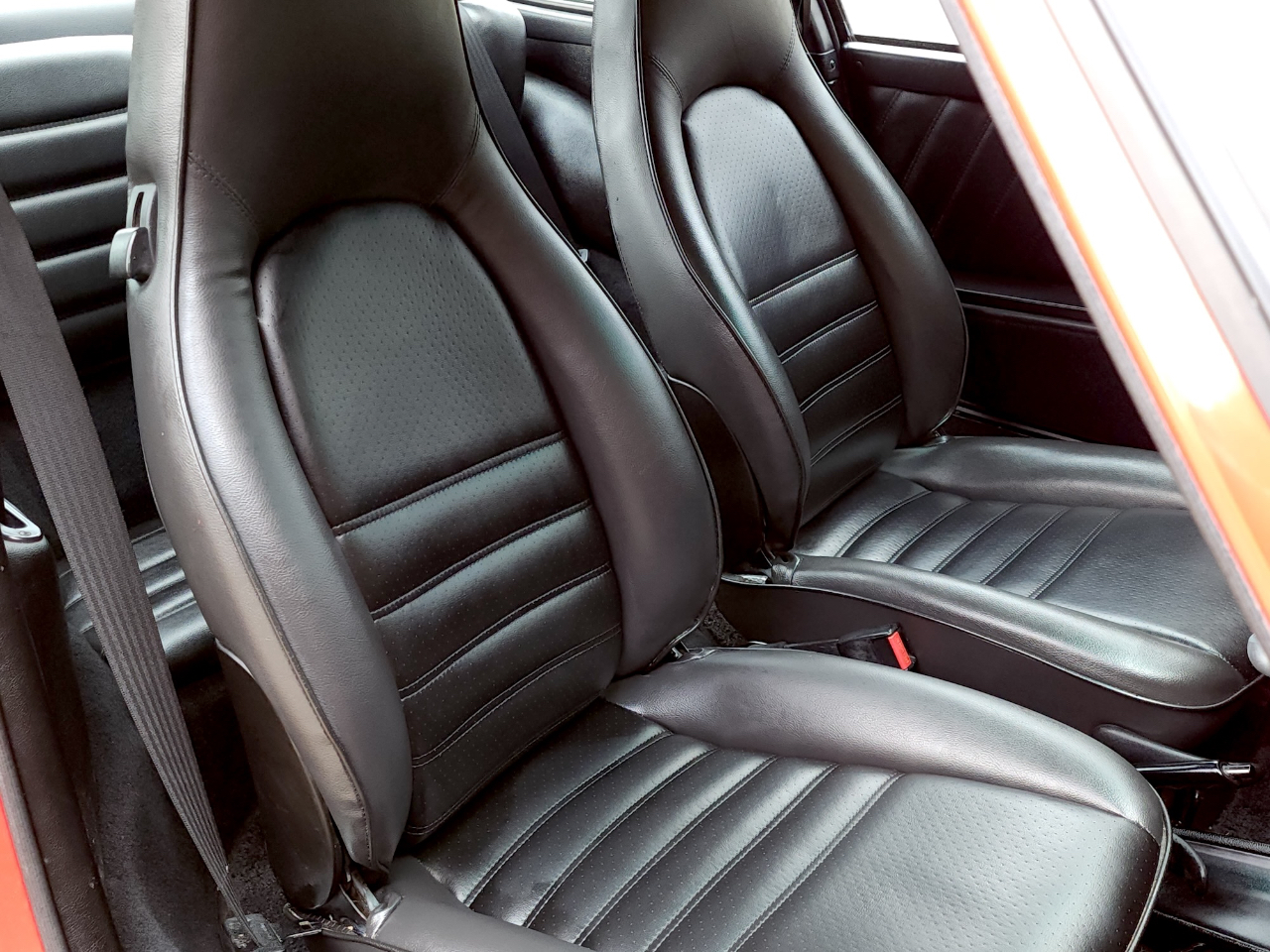 Porsche 911 Carrera  1987