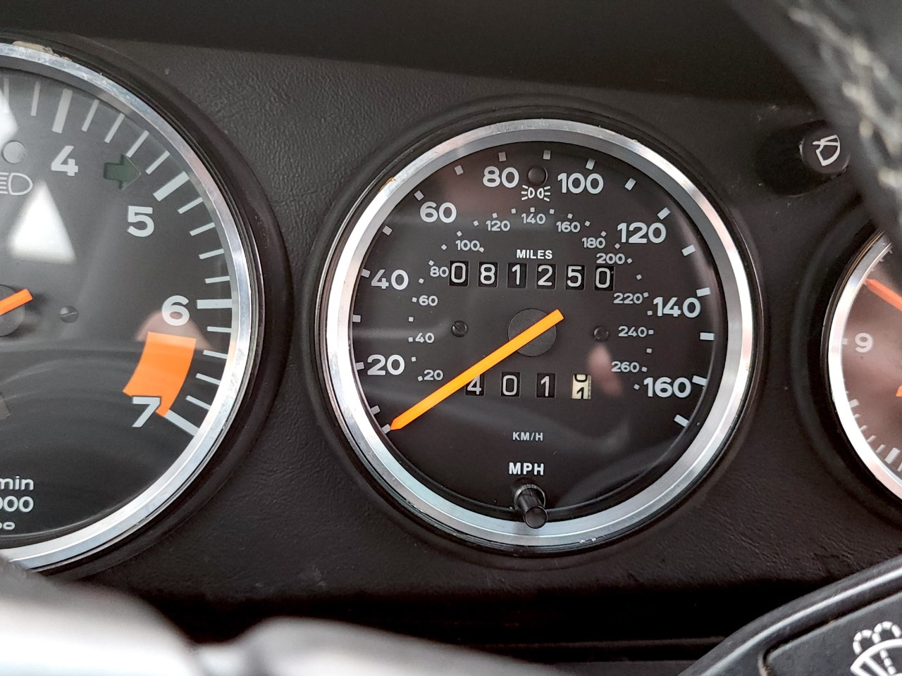 Porsche 911 Carrera  1987