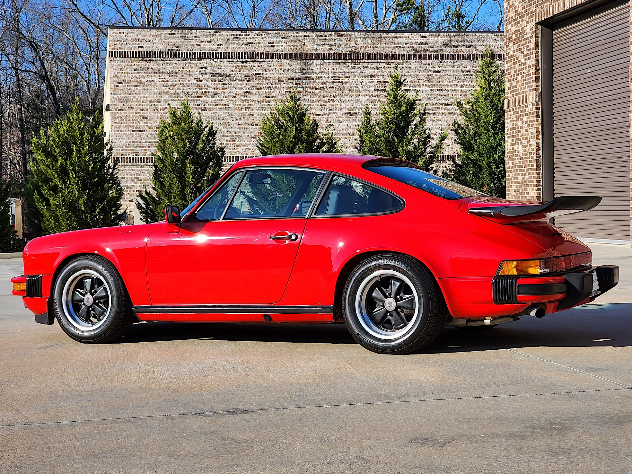 Porsche 911 Carrera  1984