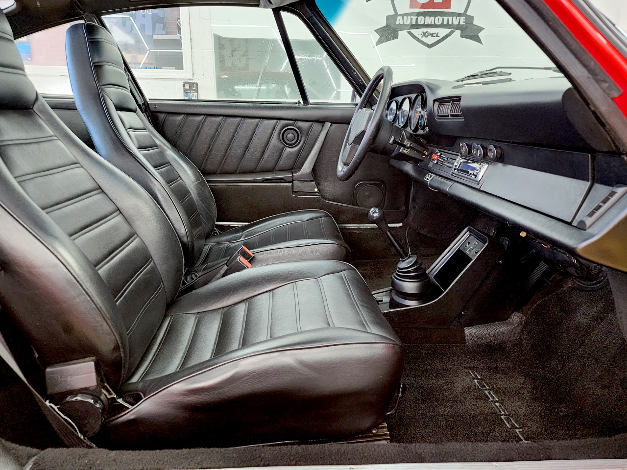 Porsche 911 Carrera  1984