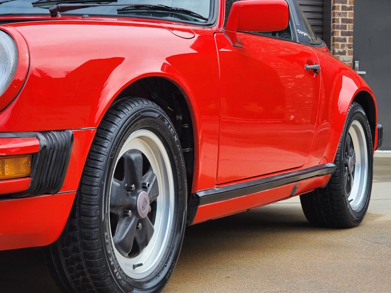 Porsche 911 Carrera Targa 1987