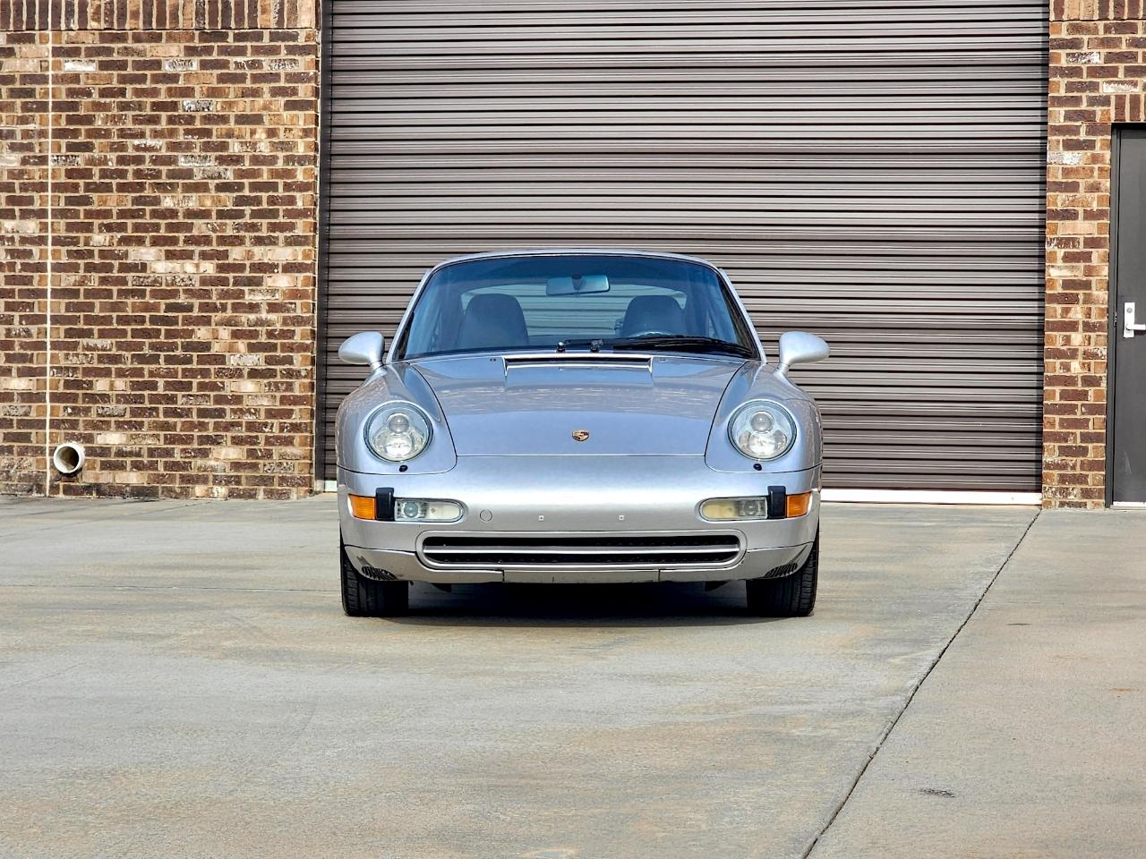 Porsche 911 Carrera  1995