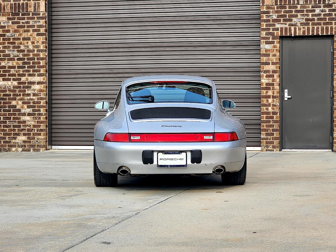 Porsche 911 Carrera  1995