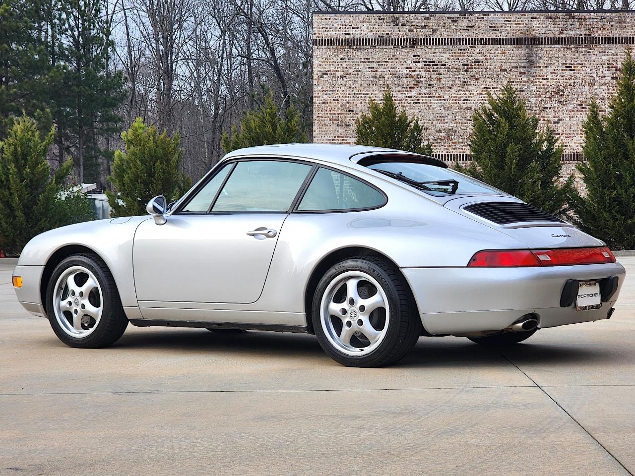 Porsche 911 Carrera  1995