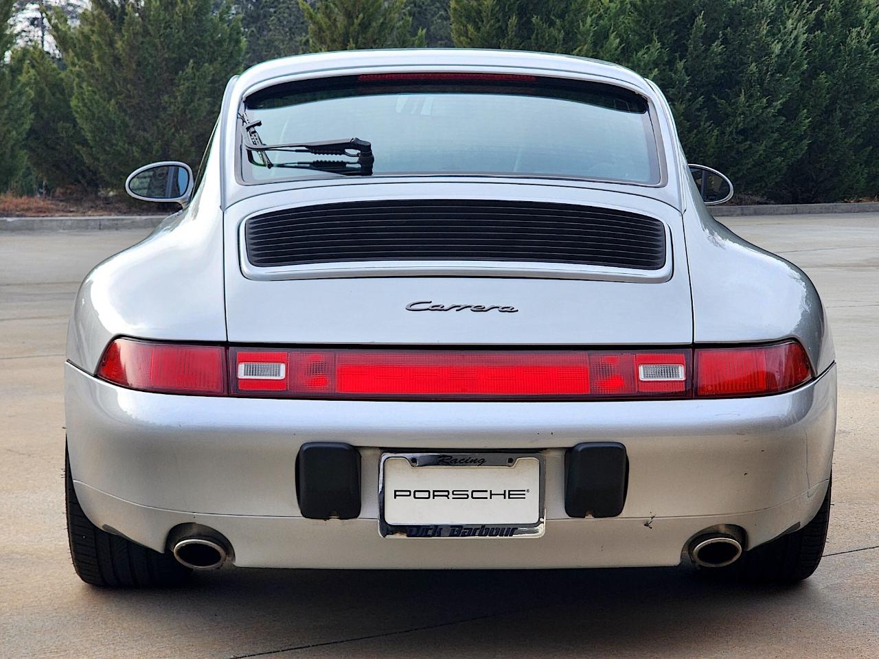 Porsche 911 Carrera  1995
