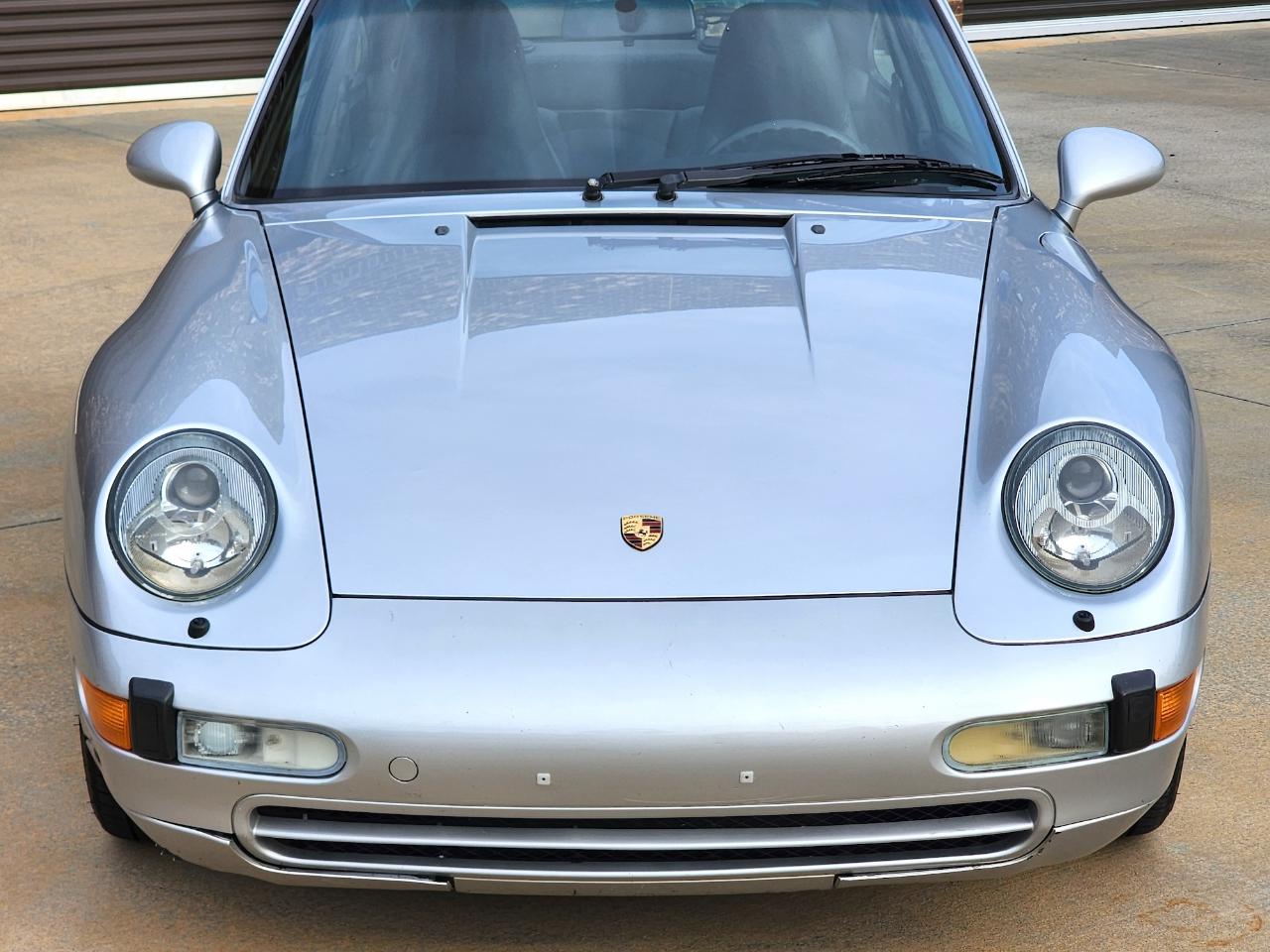 Porsche 911 Carrera  1995