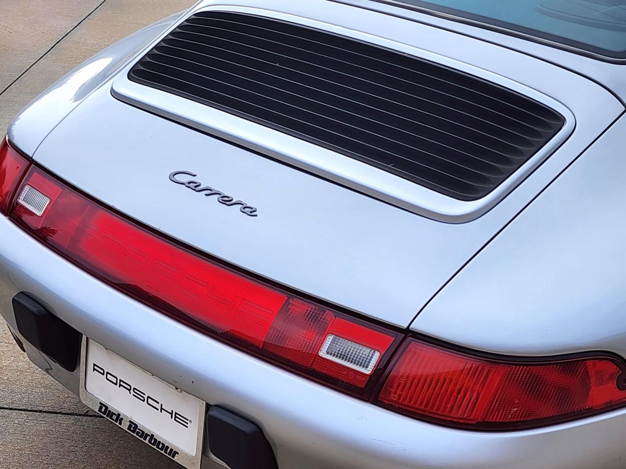 Porsche 911 Carrera  1995