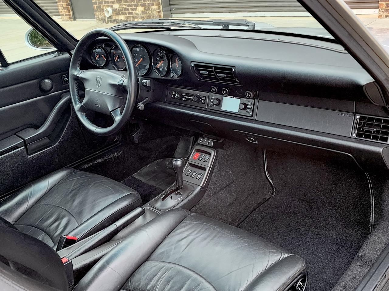 Porsche 911 Carrera  1995