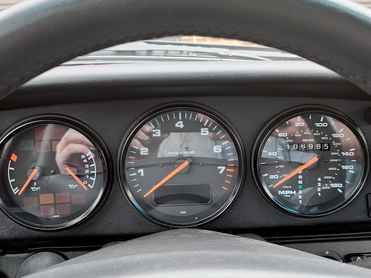 Porsche 911 Carrera  1995