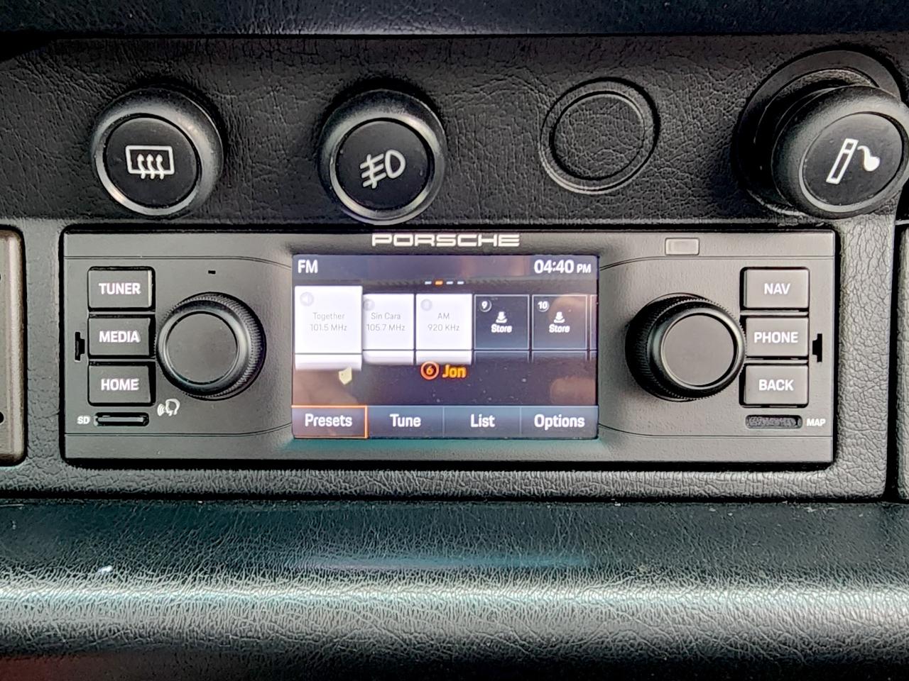 Porsche 911 Carrera  1995