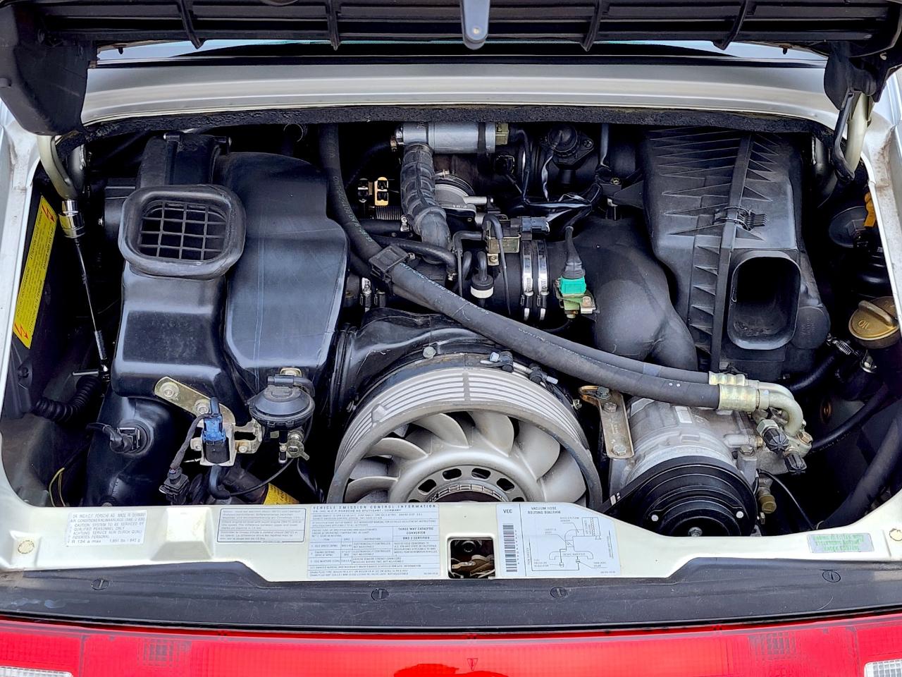 Porsche 911 Carrera  1995