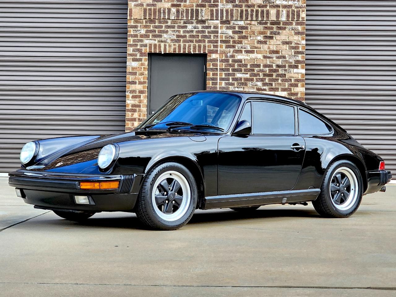 Porsche 911 Carrera  1987