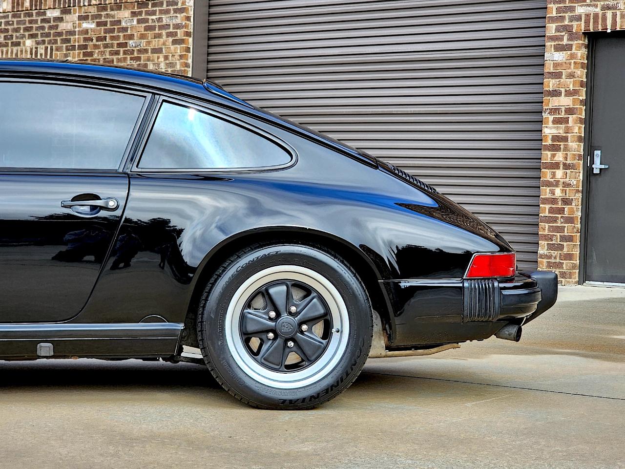 Porsche 911 Carrera  1987