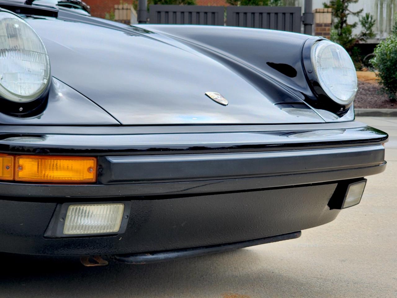 Porsche 911 Carrera  1987