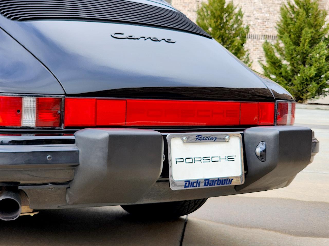 Porsche 911 Carrera  1987