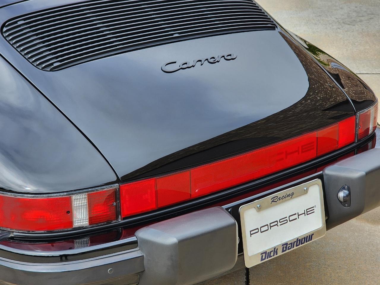 Porsche 911 Carrera  1987