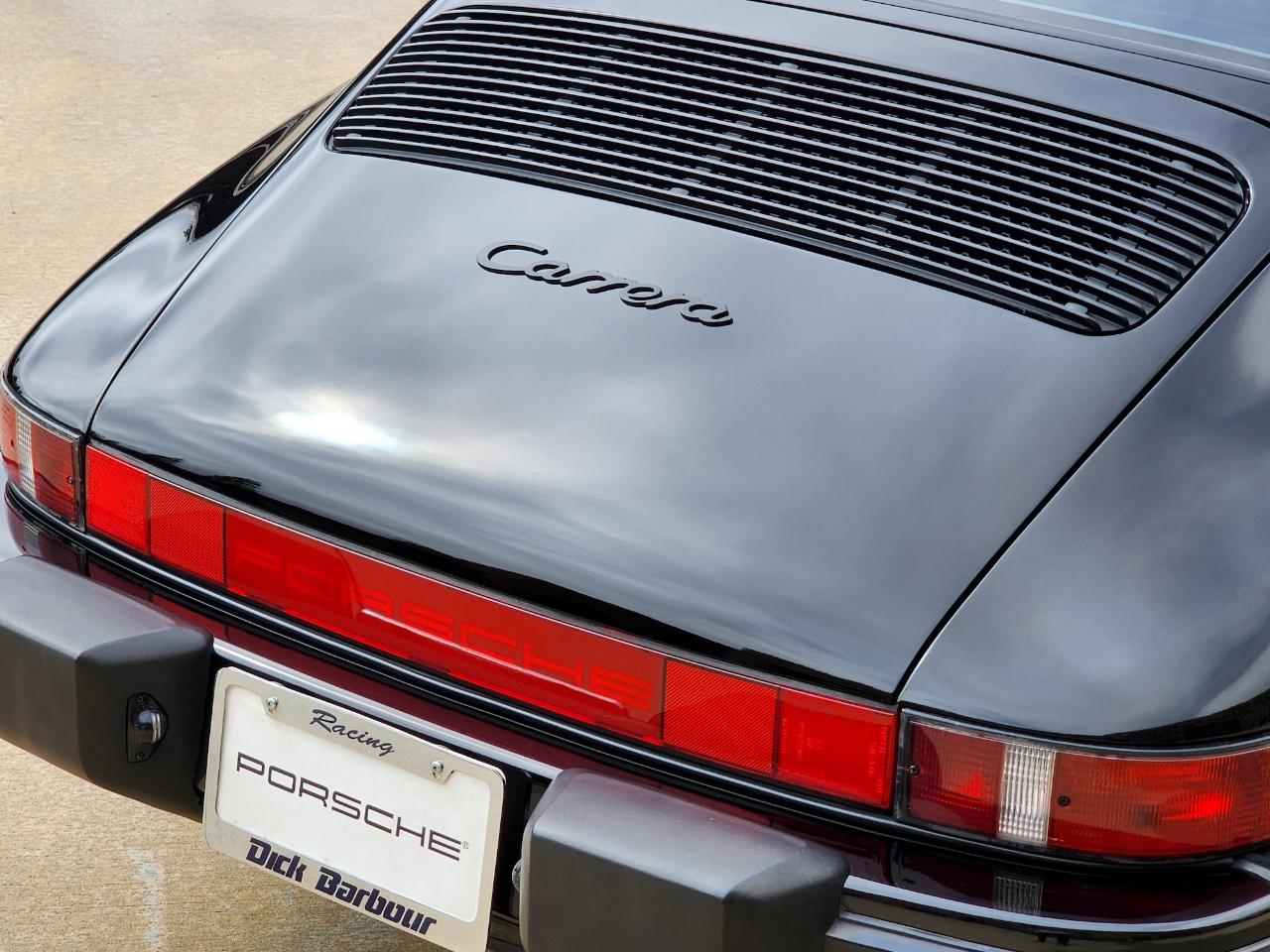 Porsche 911 Carrera  1987