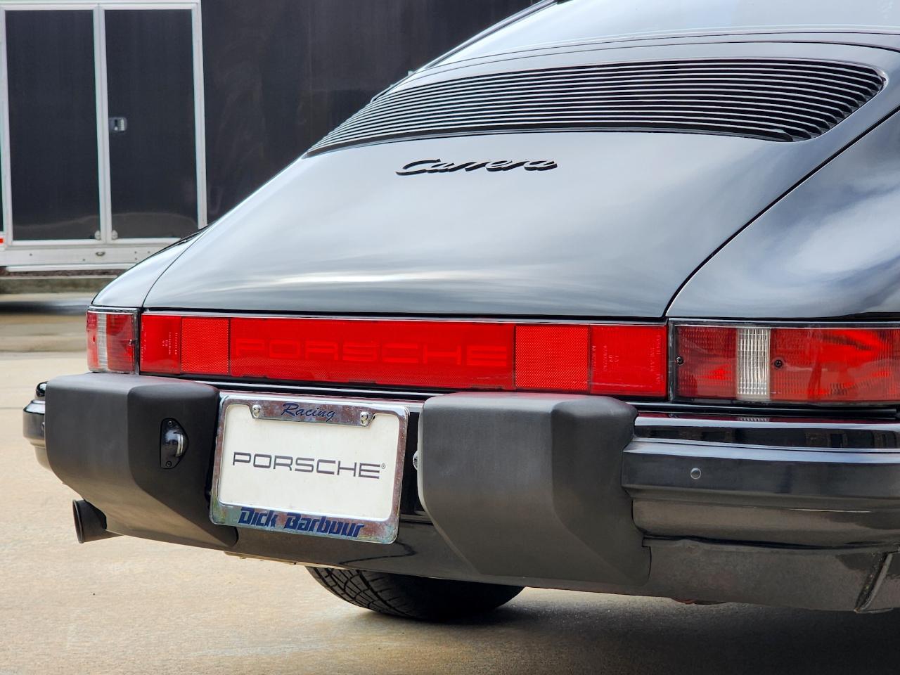 Porsche 911 Carrera  1987