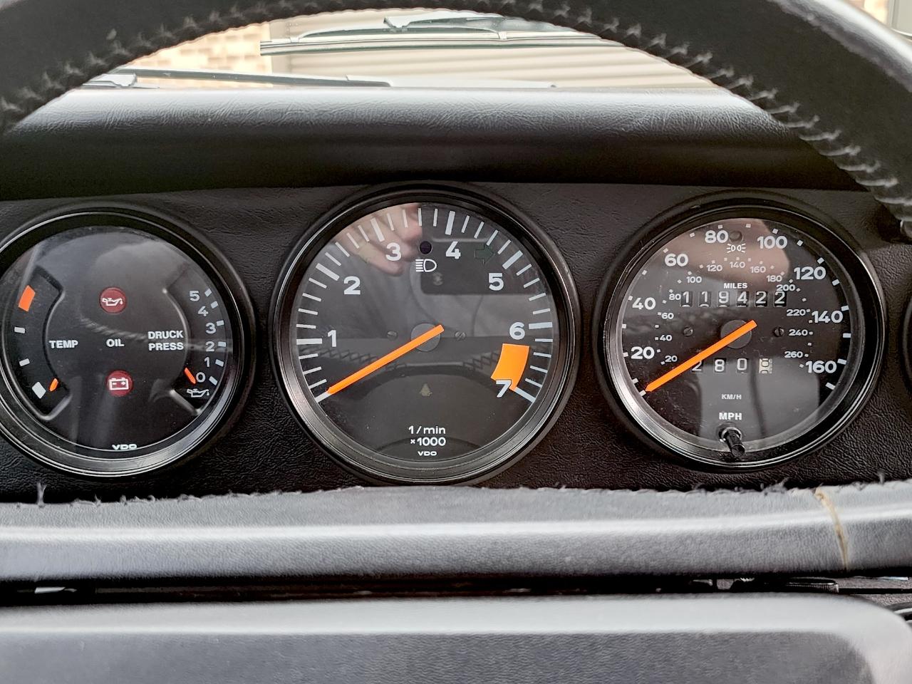 Porsche 911 Carrera  1987