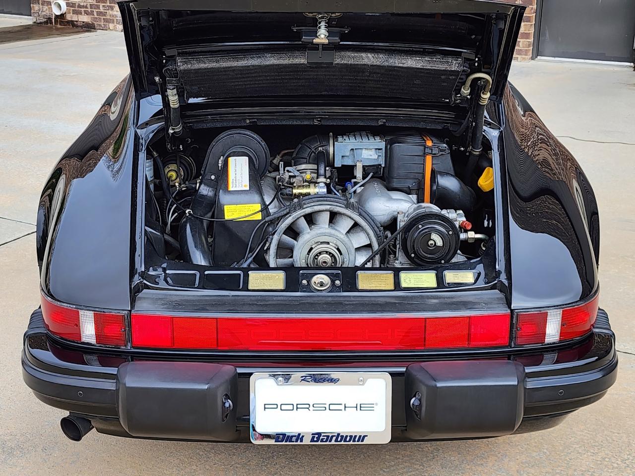 Porsche 911 Carrera  1987
