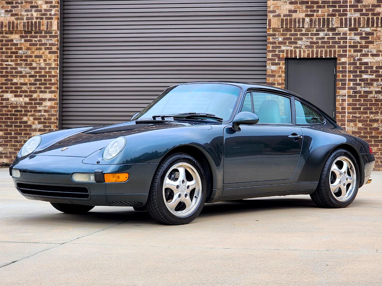 Porsche 911 Carrera  1996