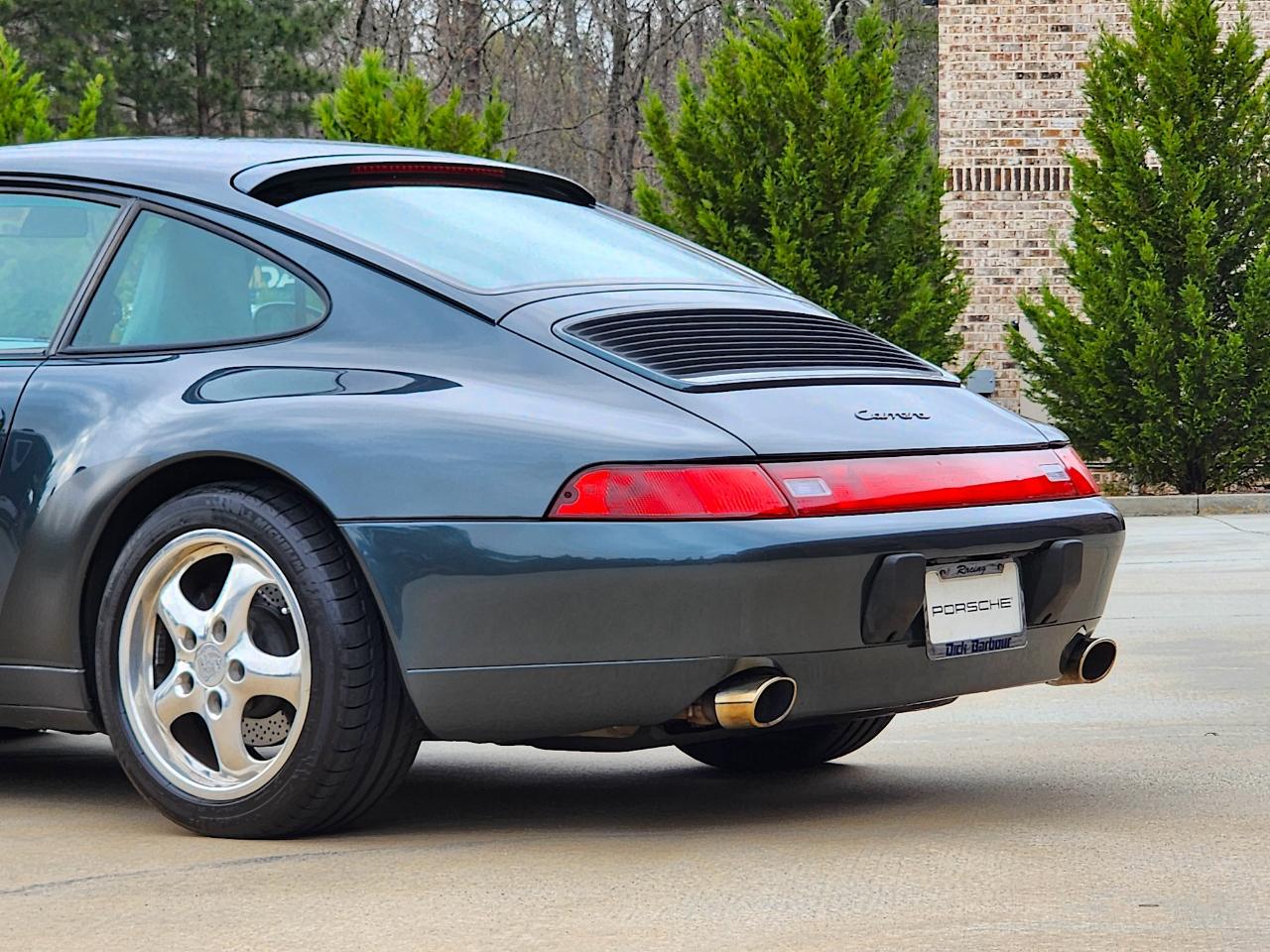 Porsche 911 Carrera  1996