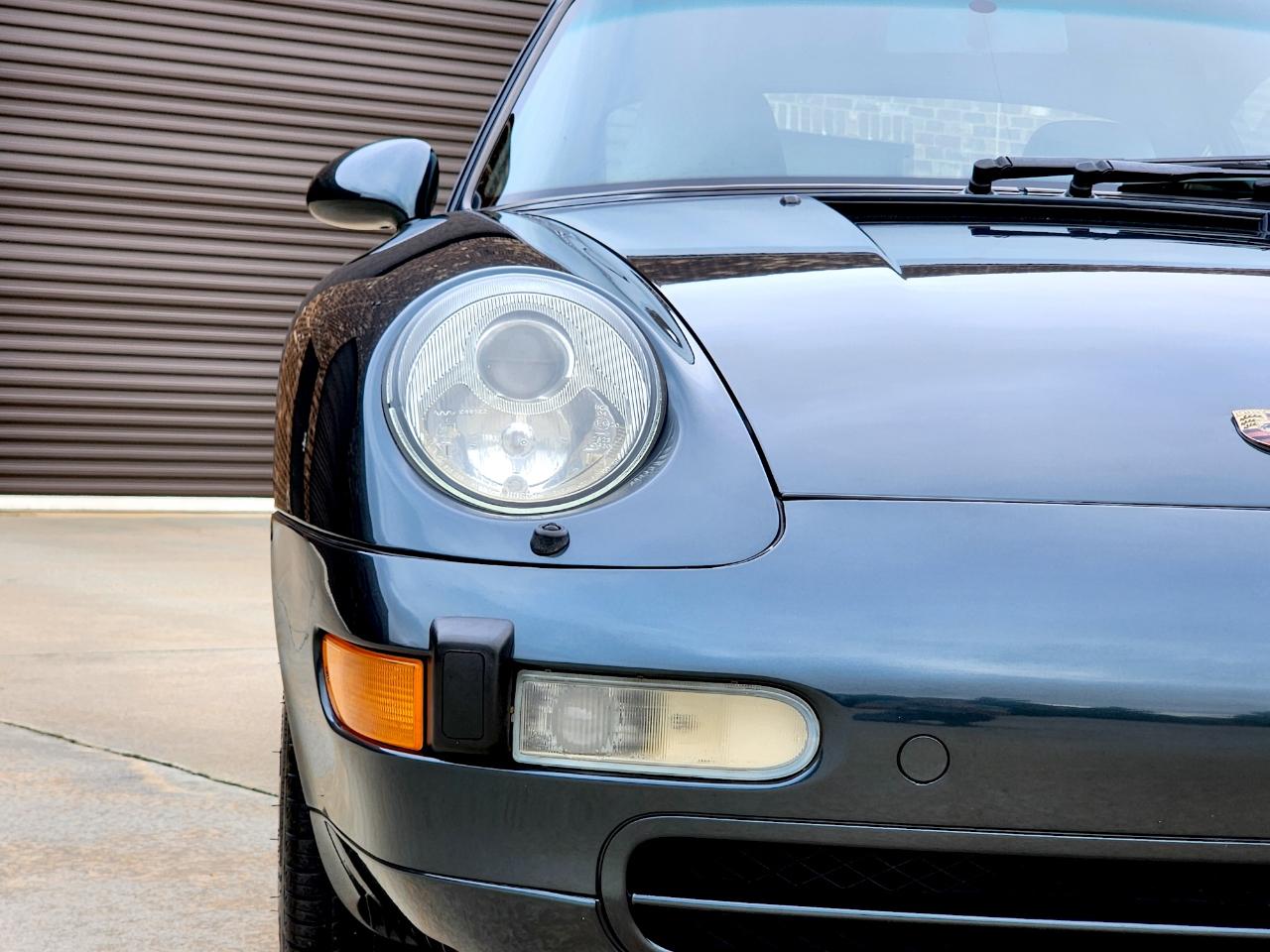 Porsche 911 Carrera  1996