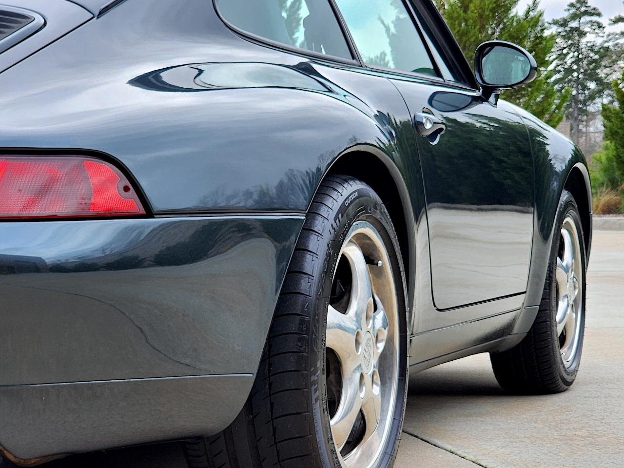 Porsche 911 Carrera  1996