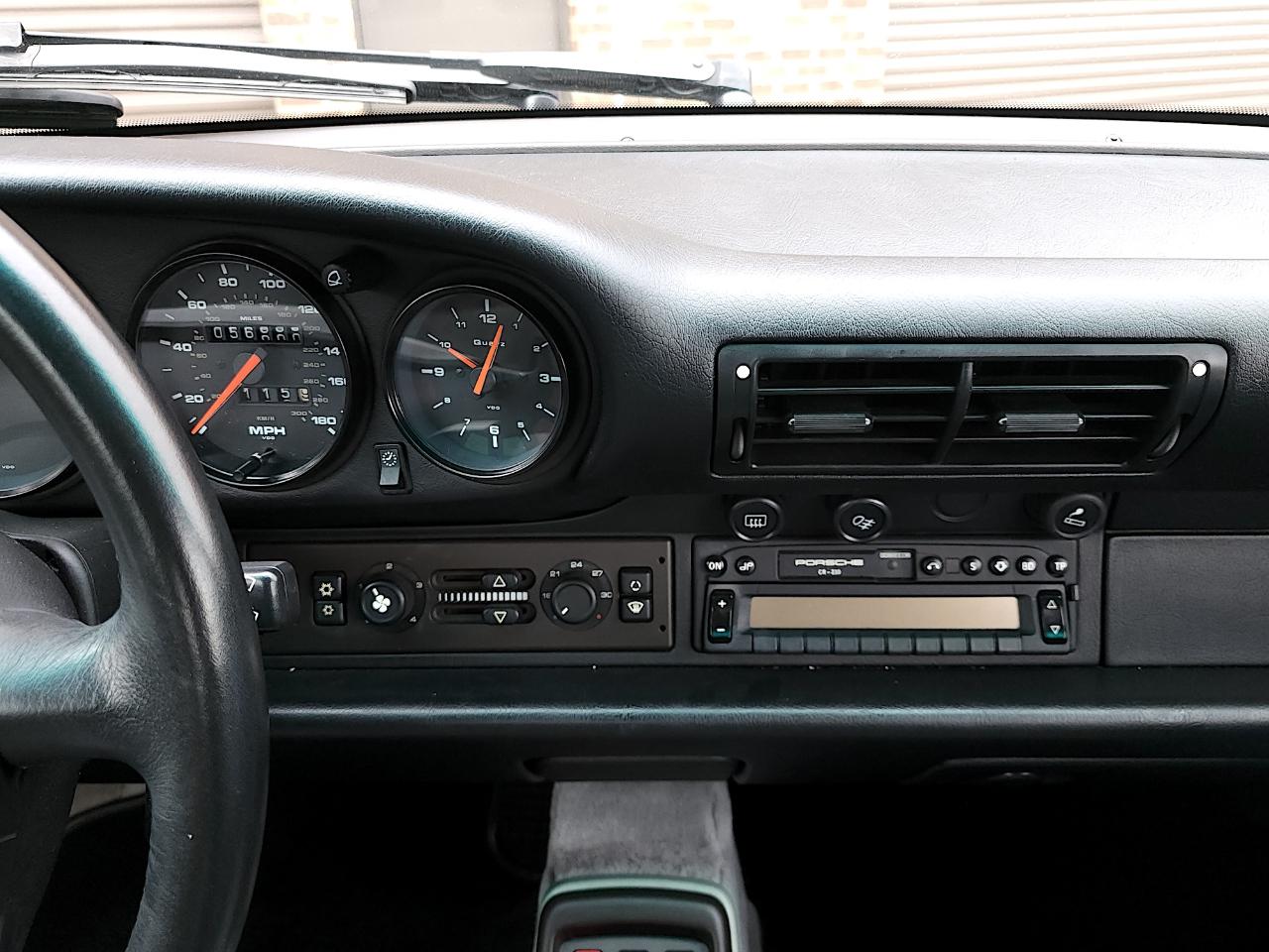 Porsche 911 Carrera  1996