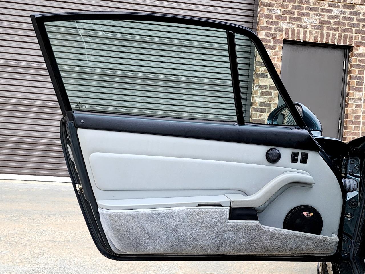 Porsche 911 Carrera  1996