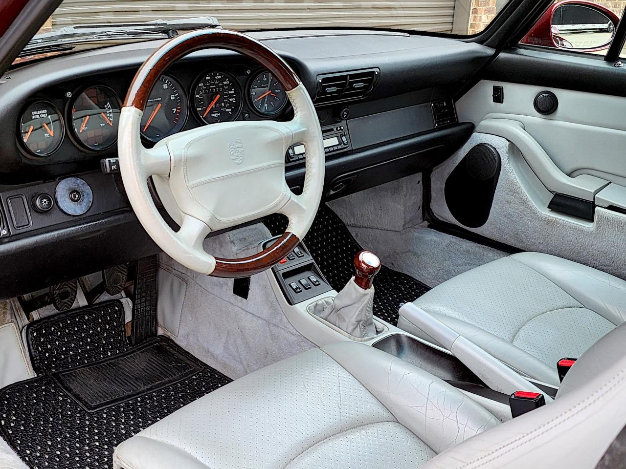 Porsche 911 Carrera  1996