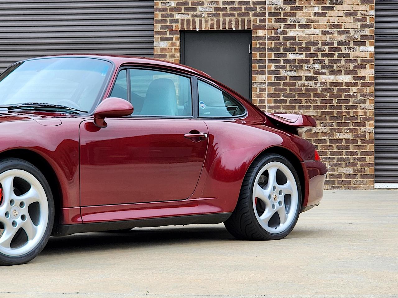 Porsche 911 Carrera  1996