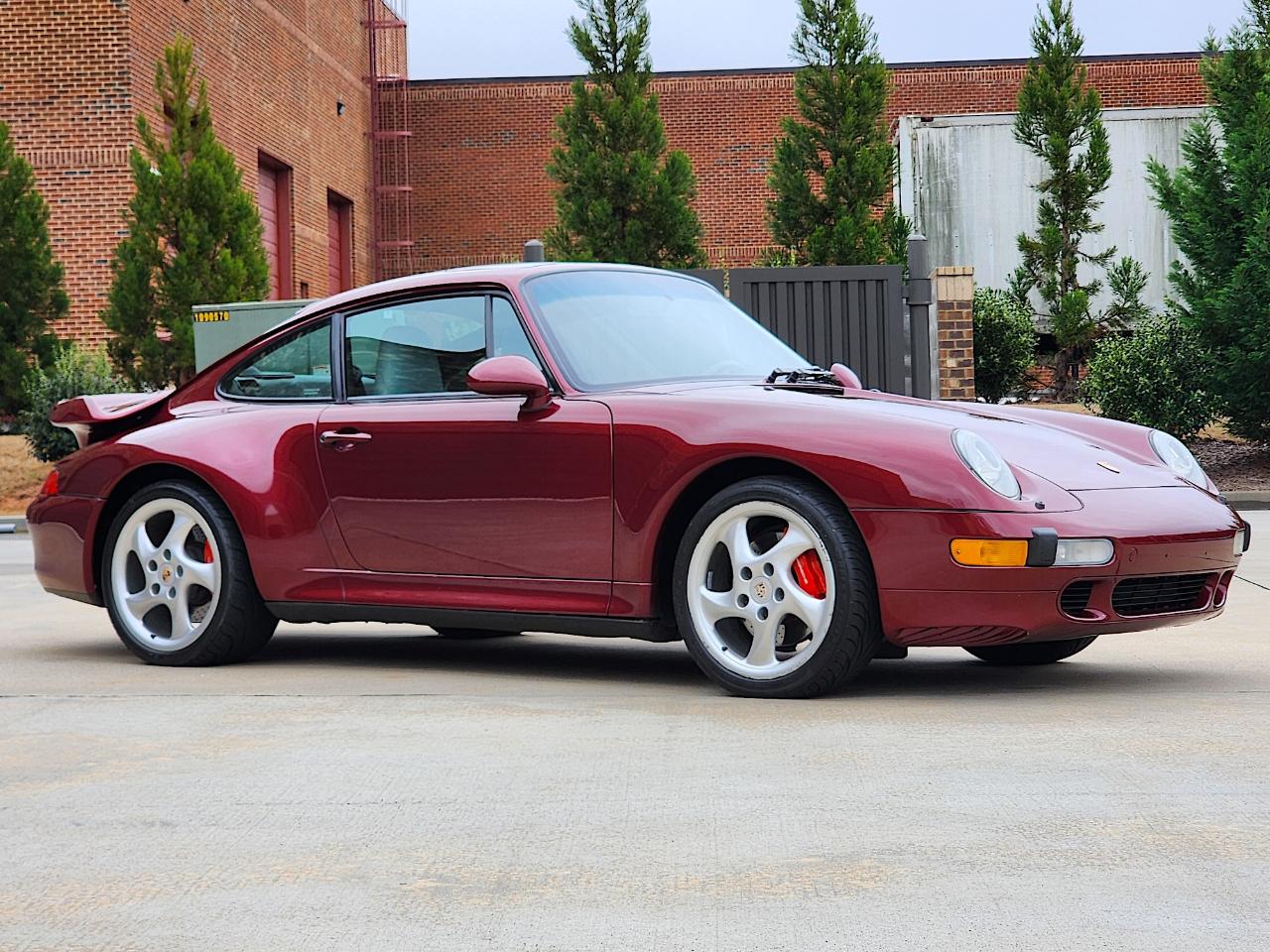 Porsche 911 Carrera  1996