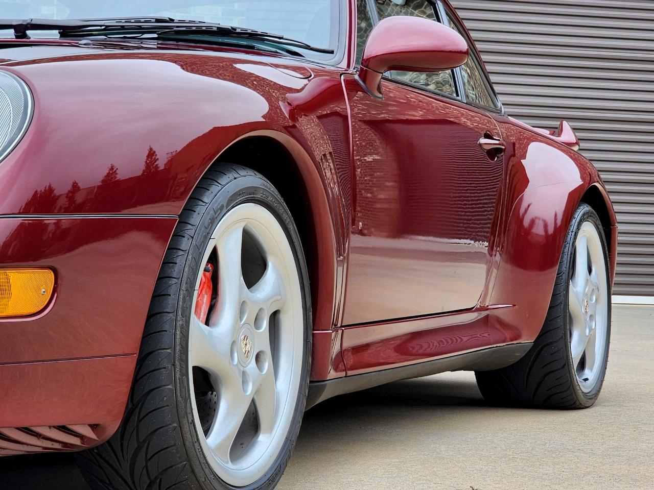 Porsche 911 Carrera  1996