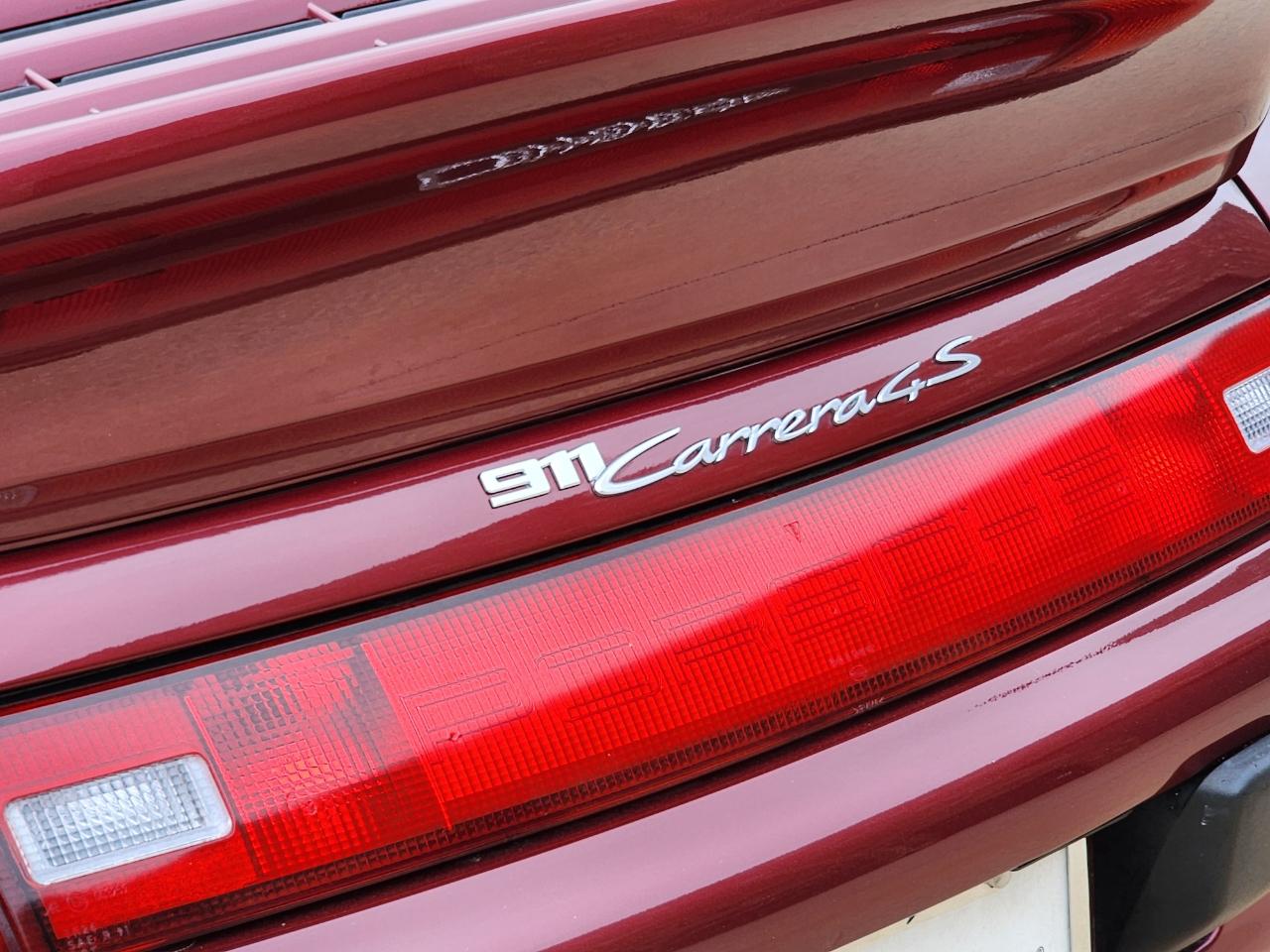 Porsche 911 Carrera  1996