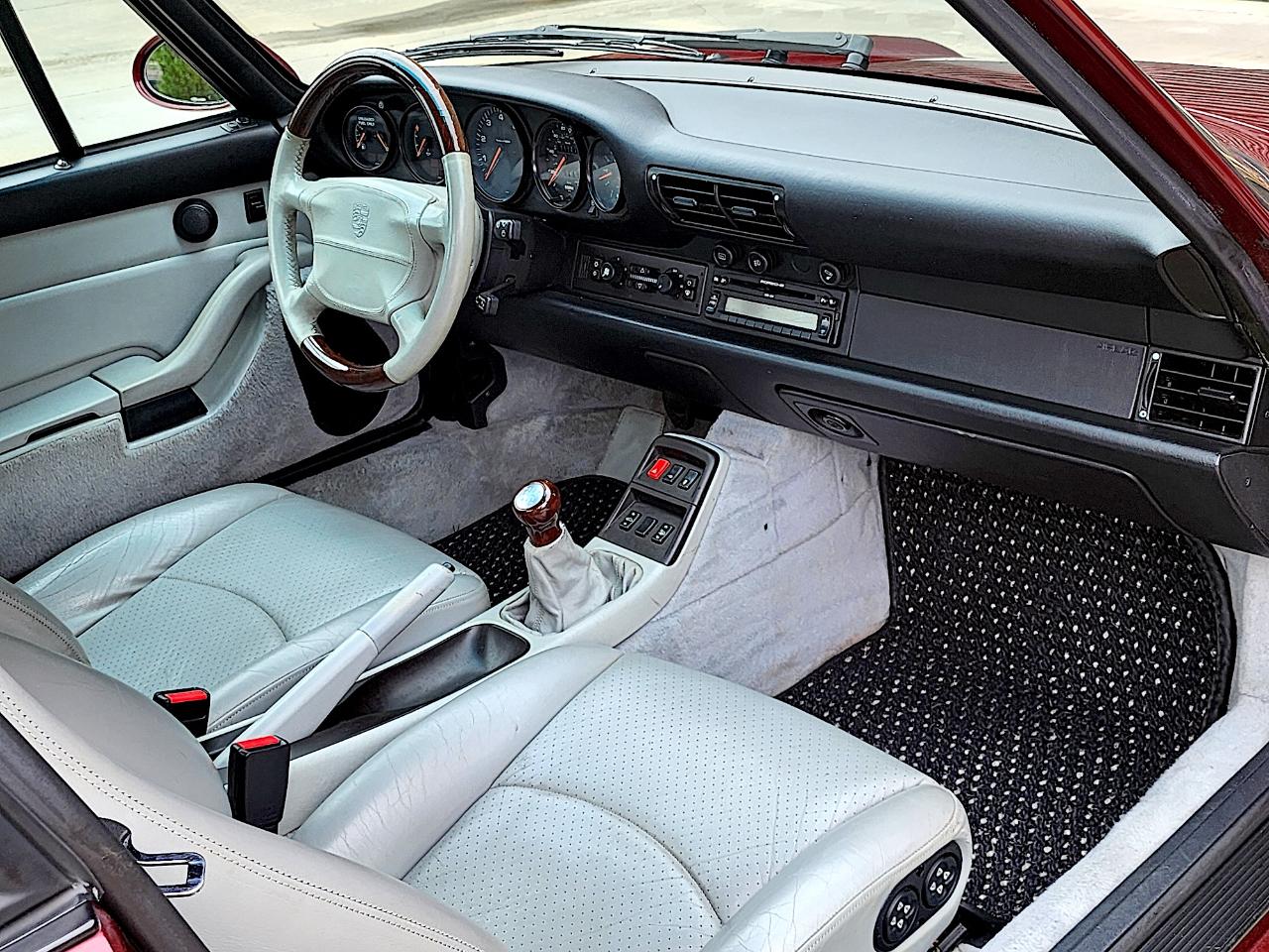 Porsche 911 Carrera  1996