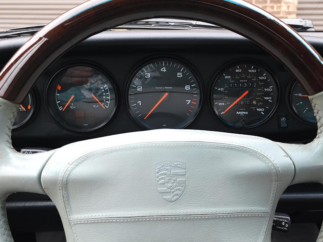 Porsche 911 Carrera  1996