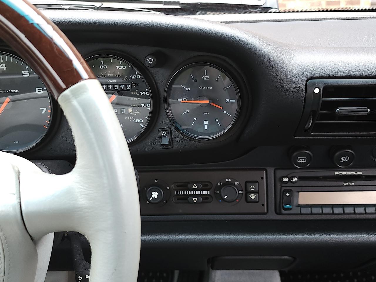 Porsche 911 Carrera  1996