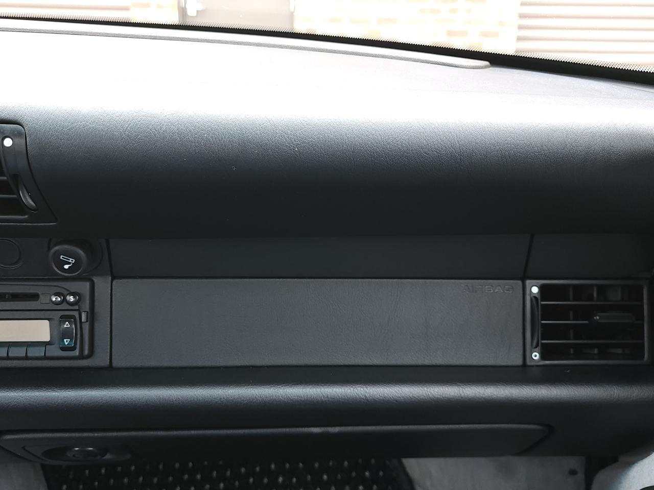 Porsche 911 Carrera  1996