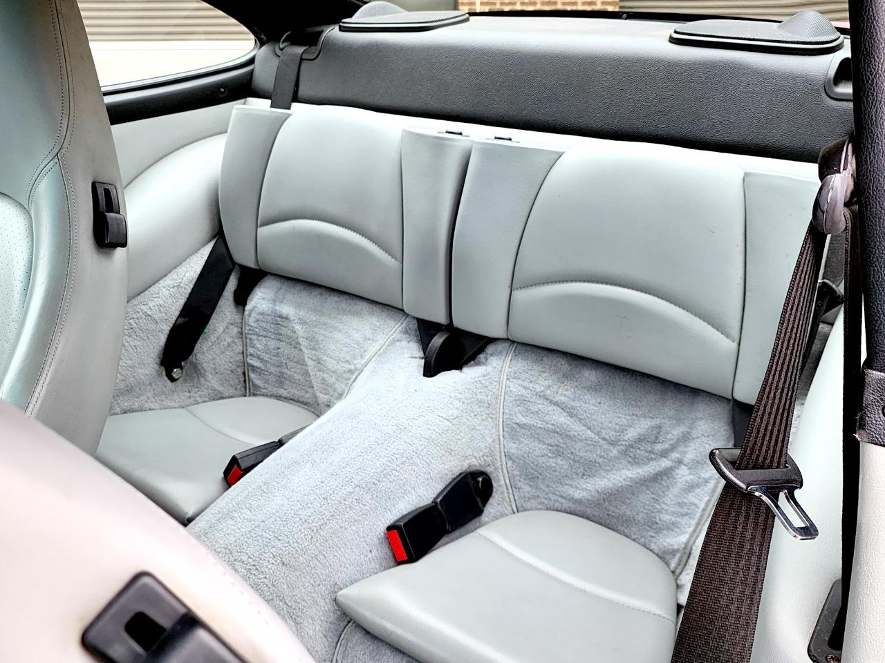 Porsche 911 Carrera  1996