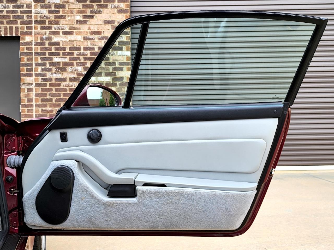 Porsche 911 Carrera  1996