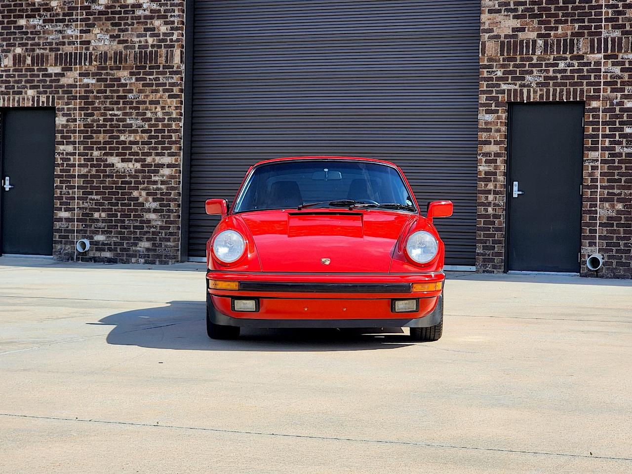 Porsche 911 Carrera  1987