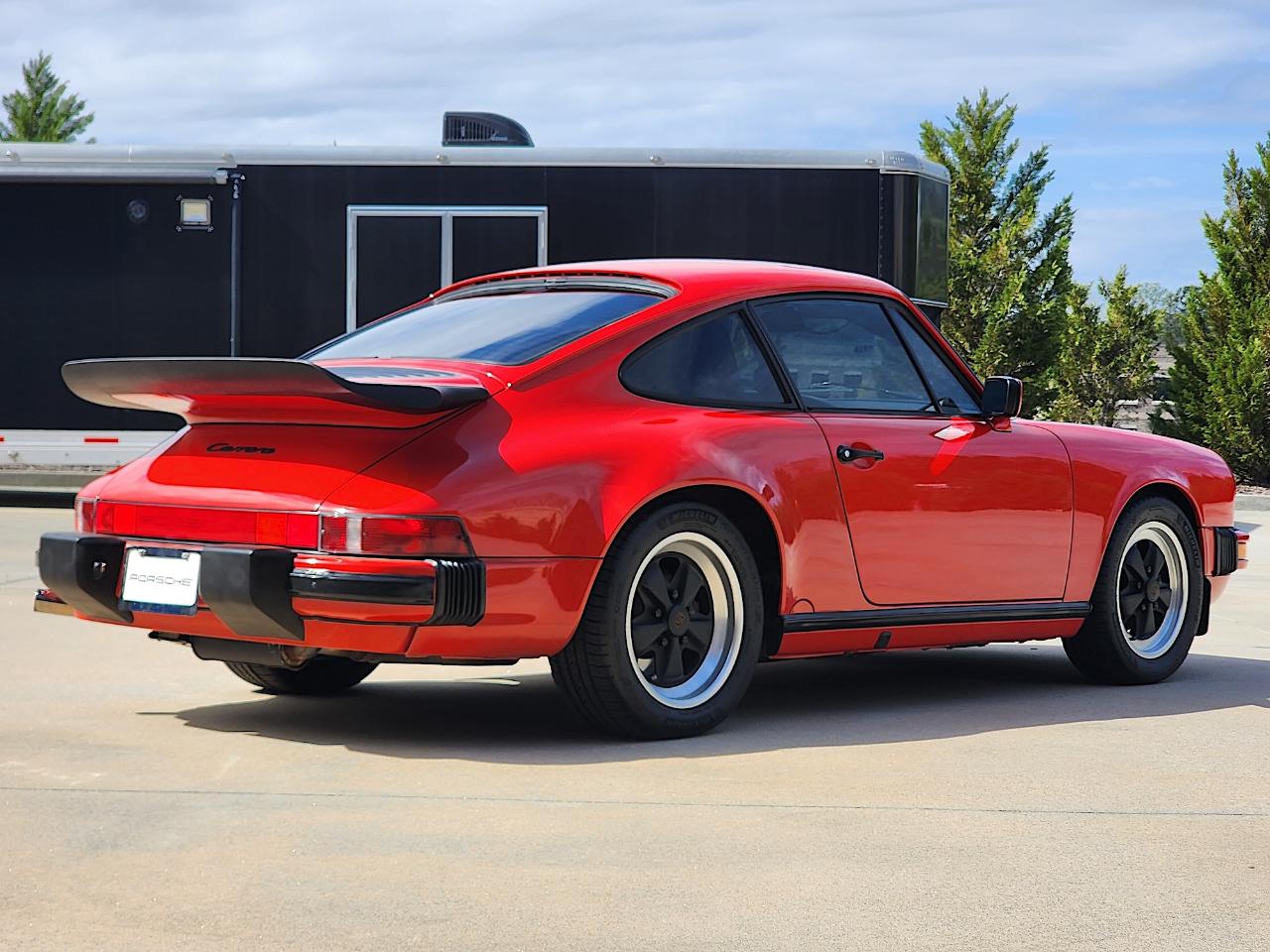 Porsche 911 Carrera  1987