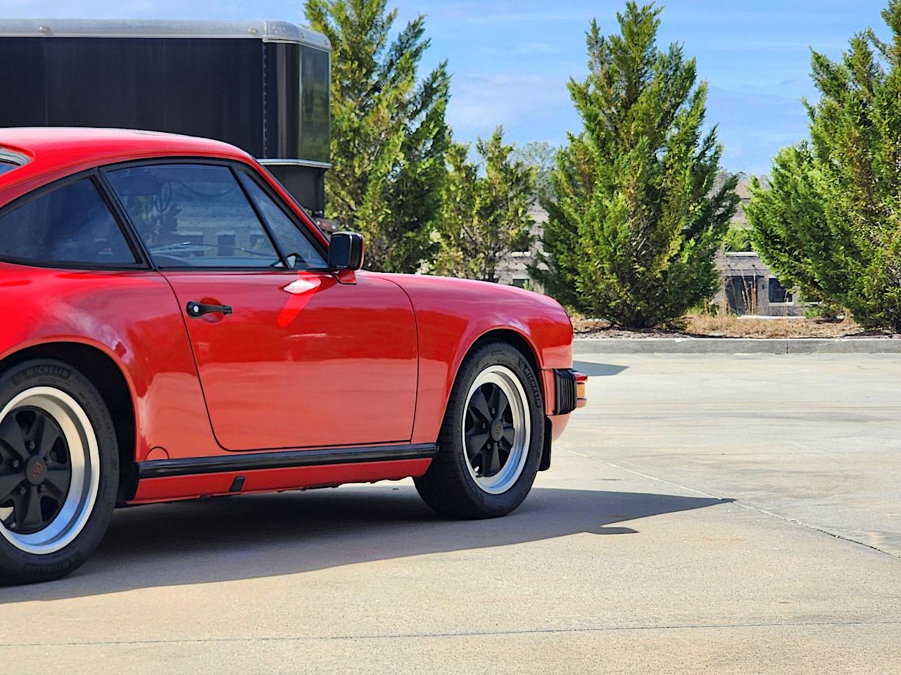 Porsche 911 Carrera  1987