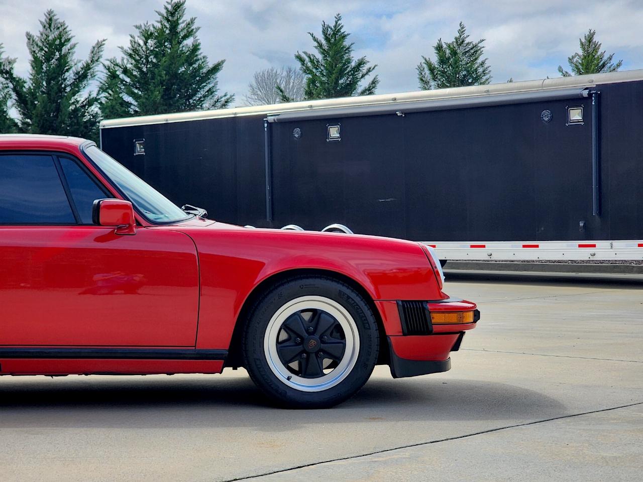Porsche 911 Carrera  1987