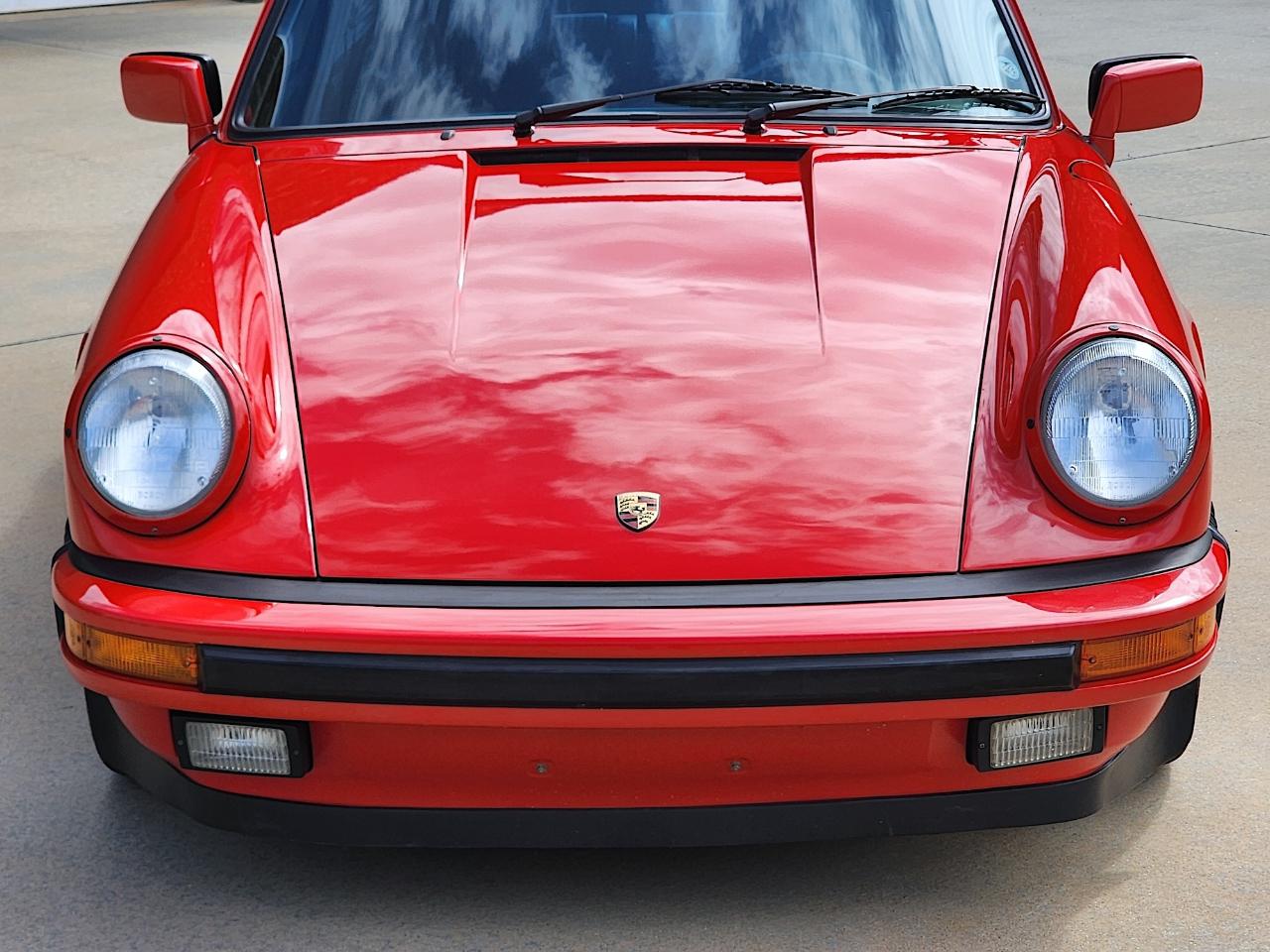 Porsche 911 Carrera  1987