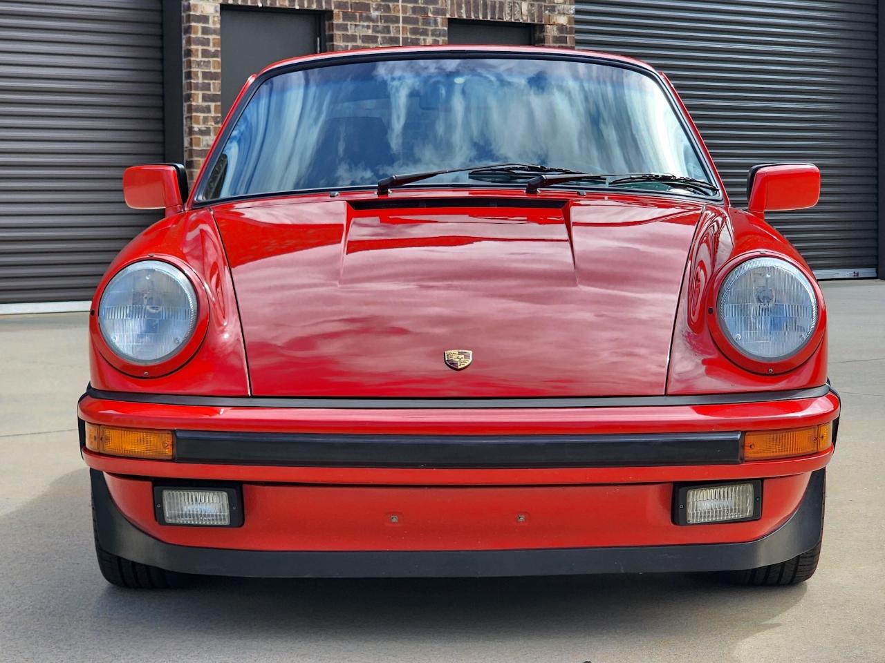 Porsche 911 Carrera  1987