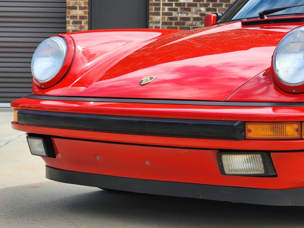 Porsche 911 Carrera  1987