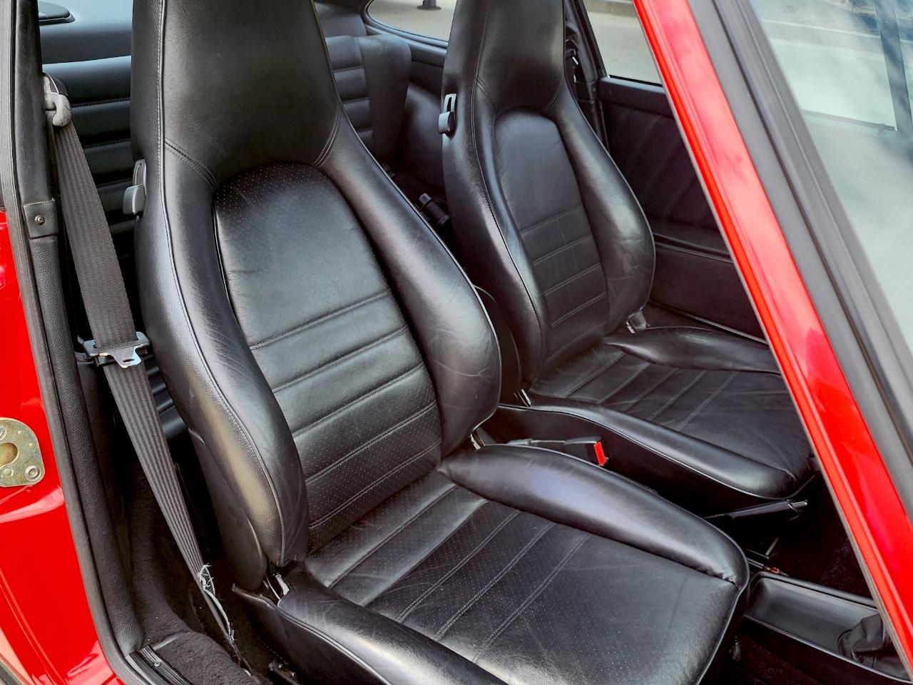 Porsche 911 Carrera  1987